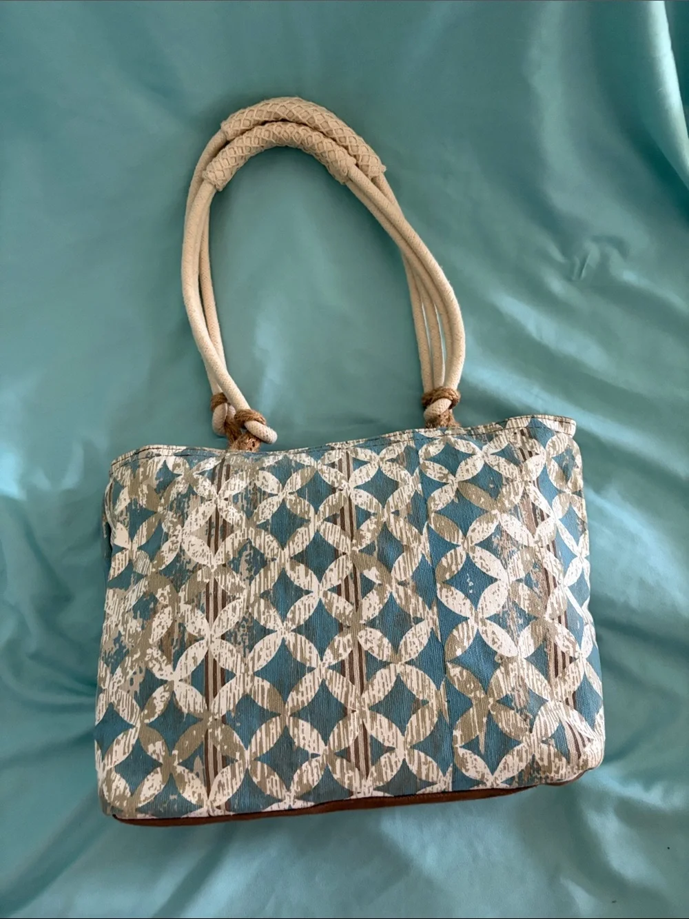 Canvas Tote Bag with Yellow Sand Dollar Appliqué - Blue/Yellow
